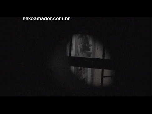 ❤️ Блонди ба таври махфӣ аз ҷониби як сайёҳи ҳамсоя, ки паси хиштҳои холӣ пинҳон шудааст, сабт мешавад ❤ Супер секс дар tg.tubesexer-com.ru ☑